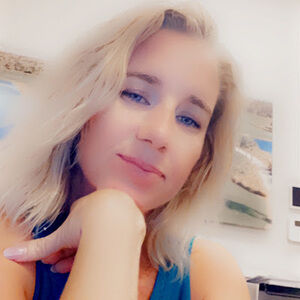 Meet your Posher, Carly